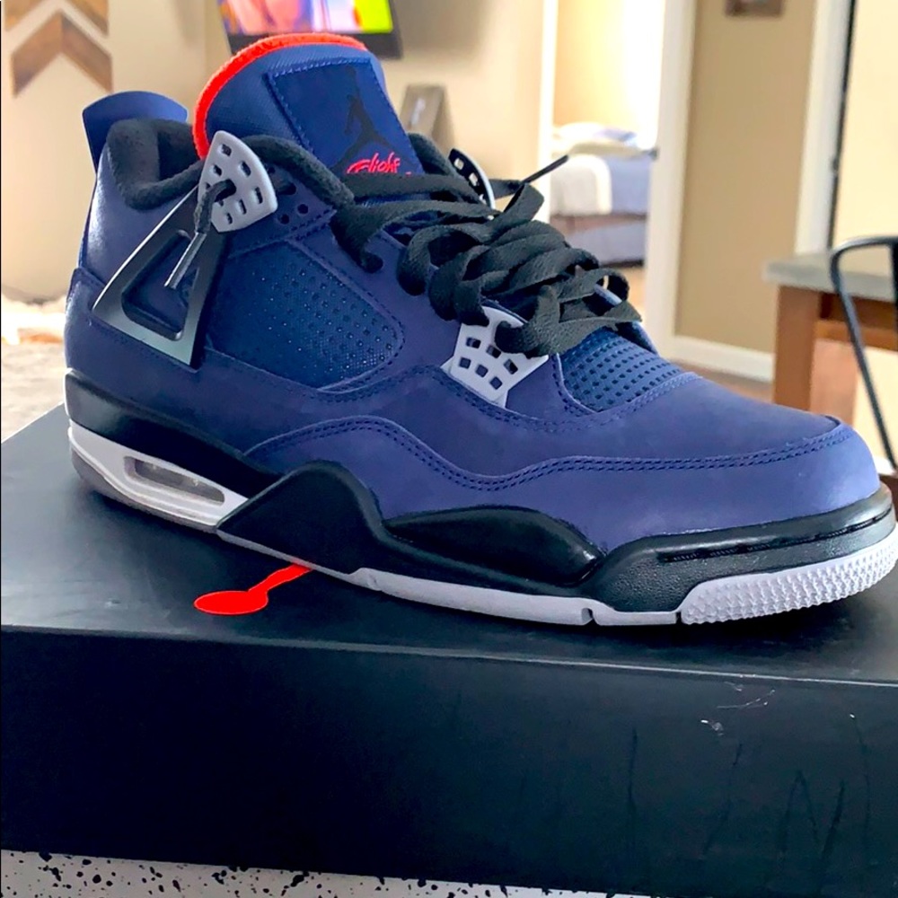 Nike Air Jordan 4 Retro WNTR